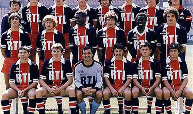  巴黎圣日耳曼主场完胜对手稳固榜首位置  